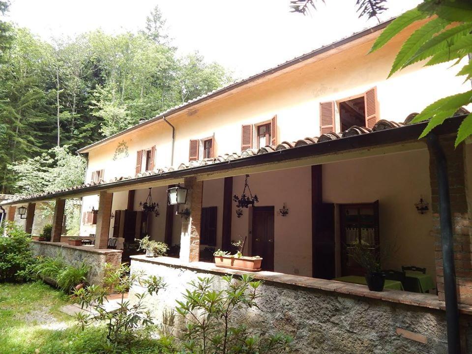 Agriturismo Fonte Magria Abbadia San Salvator Exterior foto